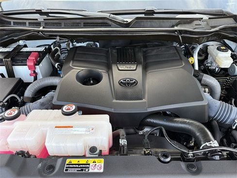 Used 2023 Toyota Tundra SR5 image 33