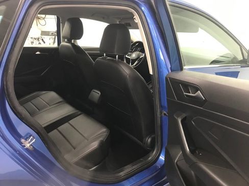 Used 2024 Volkswagen Jetta SE image 32