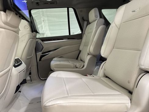 New 2026 Cadillac Escalade Platinum Sport w/ LPO, ONYX Package image 26