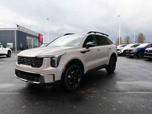 Used 2024 Kia Sorento X-Line EX image 4