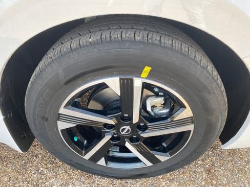 New 2025 Nissan Sentra SV w/ All-Weather Package image 23