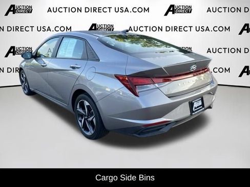 Used 2023 Hyundai Elantra SEL w/ Convenience Package FWD image 22