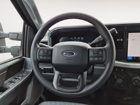 New 2026 Ford F350 XLT w/ XLT Premium Package AWD/4WD image 12