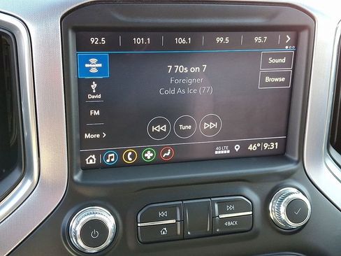 Used 2019 GMC Sierra 1500 SLE w/ SLE Value Package image 19