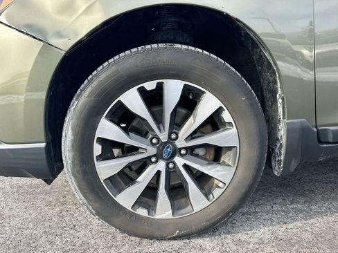 Used 2017 Subaru Outback 3.6R Limited image 19