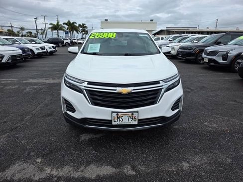 Used 2024 Chevrolet Equinox LT image 2