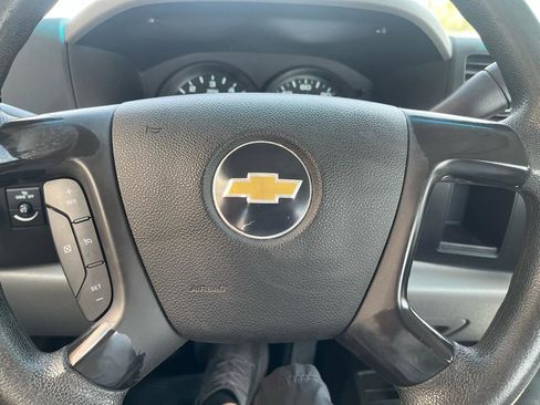 Used 2011 Chevrolet Silverado 1500 W/T w/ LS Package AWD/4WD image 18
