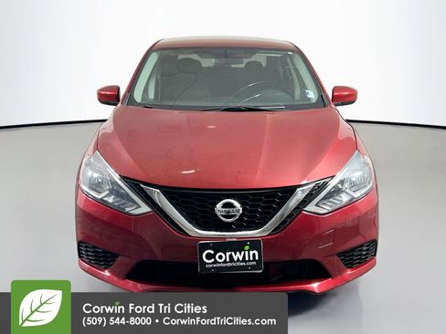 Used 2019 Nissan Sentra SV image 4