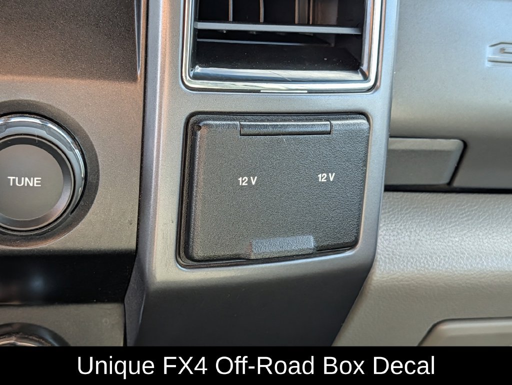 Used 2019 Ford F250 XLT w/ FX4 Off-Road Package AWD/4WD image 18