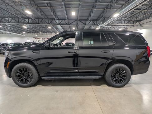 Used 2025 GMC Yukon Denali AWD/4WD image 6