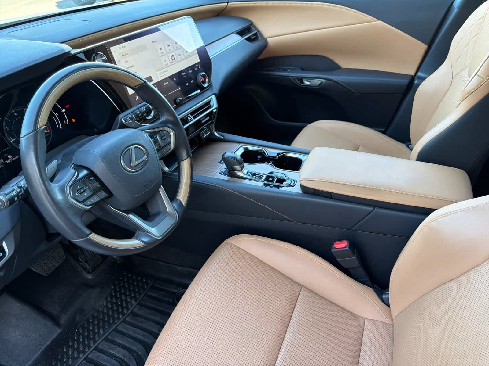 Certified 2024 Lexus RX 350 Premium w/ Cold Area Package FWD image 11