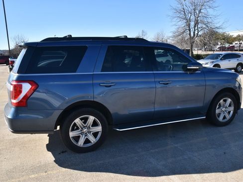 Used 2020 Ford Expedition XLT w/ Equipment Group 202A image 5