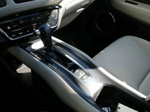 Used 2022 Honda HR-V EX image 21