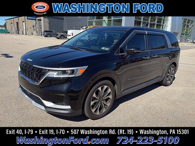 Used 2022 Kia Carnival EX FWD image 1