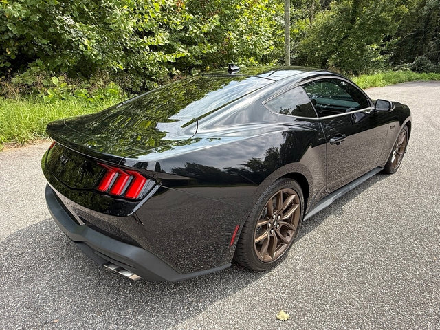 Used 2024 Ford Mustang GT Premium RWD image 6