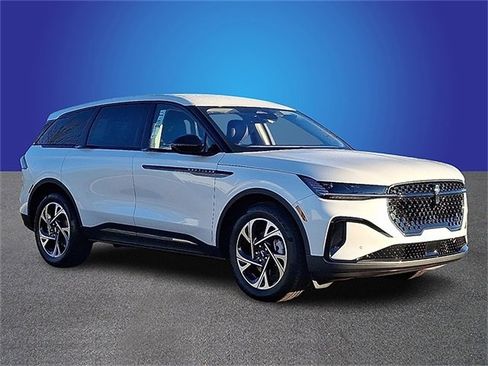 New 2026 Lincoln Nautilus Premier w/ Jet Appearance Package image 2