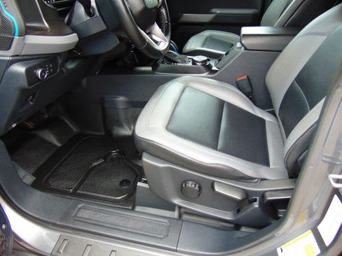 Used 2022 Ford Bronco Black Diamond AWD/4WD image 5