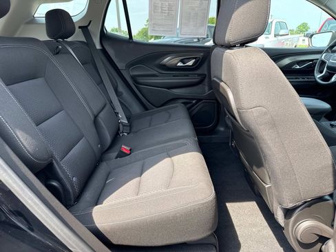 Used 2022 GMC Terrain SLE image 19