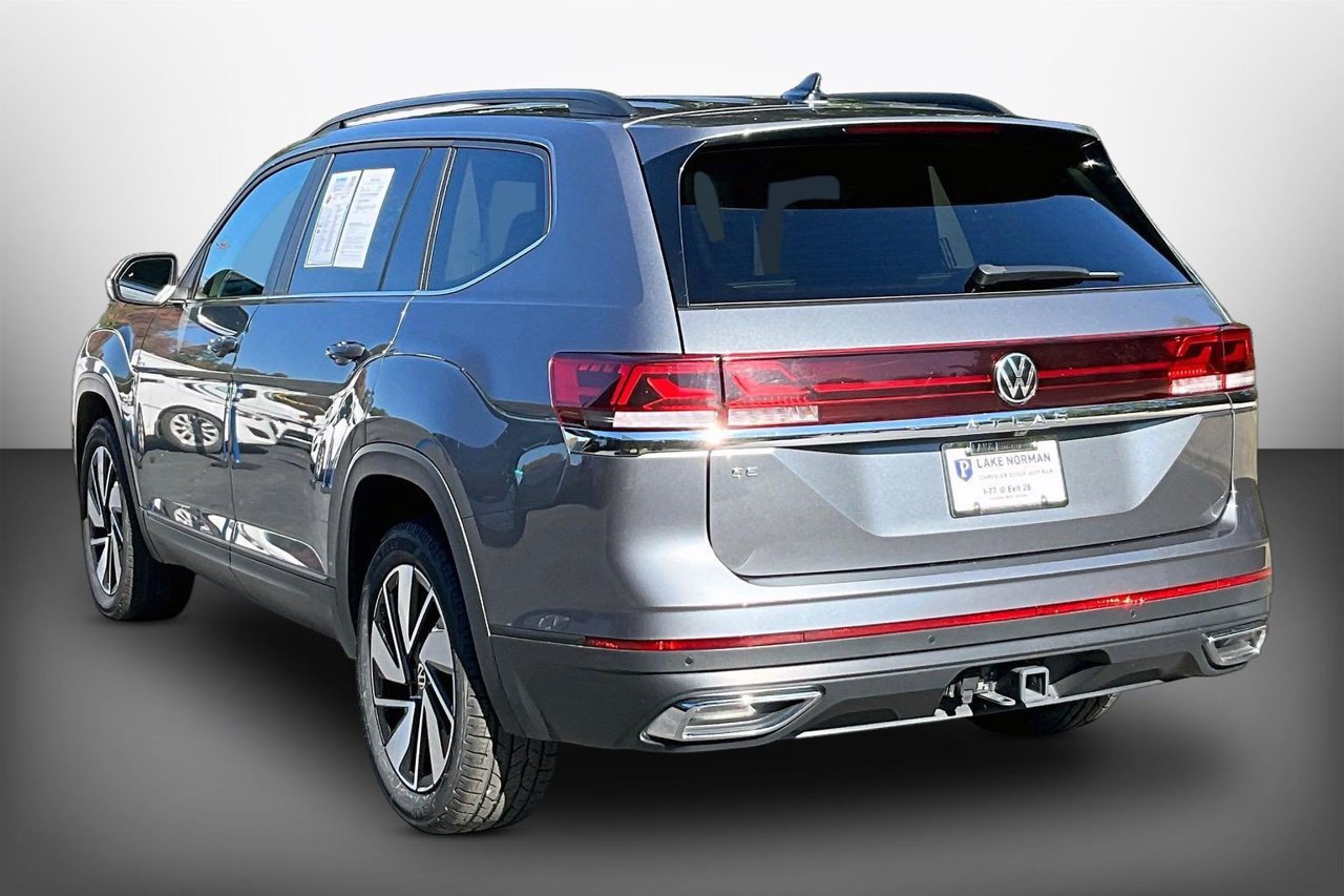 Used 2025 Volkswagen Atlas SE FWD image 6