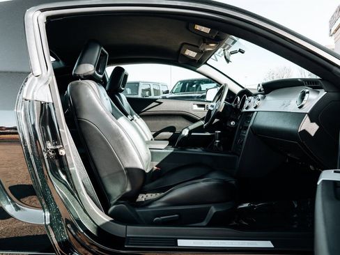 Used 2007 Ford Mustang GT Premium image 51