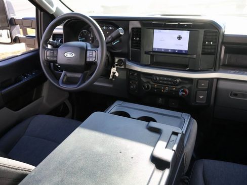 Used 2024 Ford F350 XL image 12