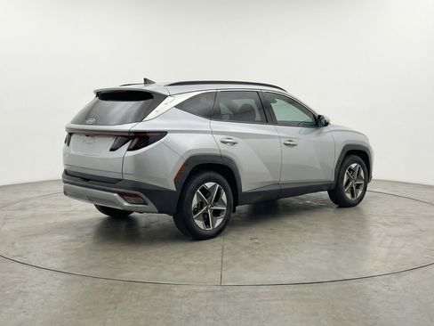 Used 2025 Hyundai Tucson SEL image 9