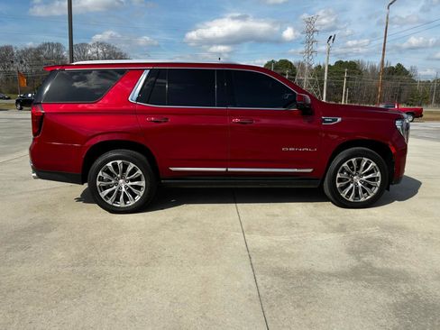 Used 2021 GMC Yukon Denali w/ Denali Ultimate Package image 5