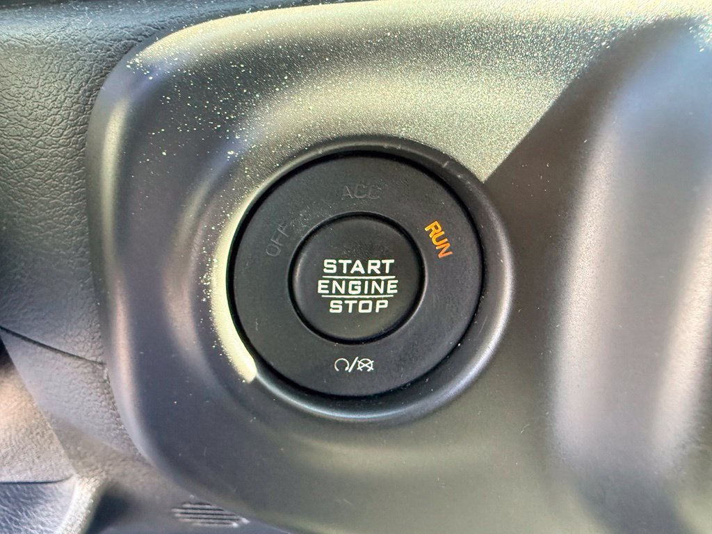 Used 2018 Jeep Wrangler Unlimited Sport w/ Technology Group AWD/4WD image 24