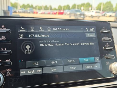 Certified 2022 Honda Accord Sport image 18