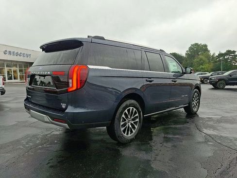 New 2025 Ford Expedition Max Platinum image 7