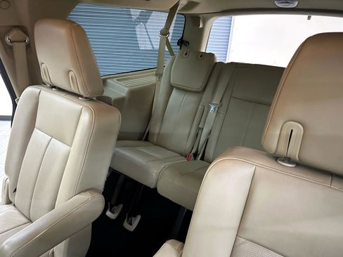 Used 2017 Ford Expedition EL Limited w/ Equipment Group 301A image 34