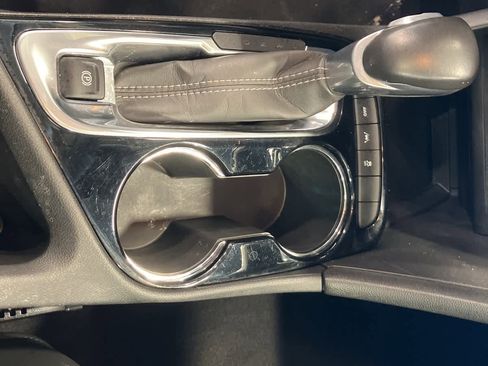 Used 2020 Buick Encore GX Select w/ Experience Buick Package image 18