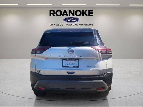 Used 2023 Nissan Rogue SV AWD/4WD image 10