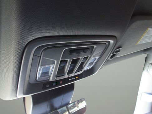 Used 2022 Chevrolet Silverado 1500 LTZ w/ LTZ Premium Package image 34