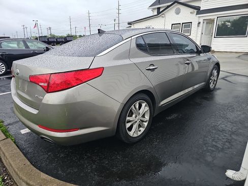 Used 2013 Kia Optima EX w/ Premium Pkg FWD image 6