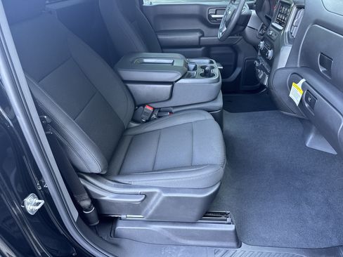 Used 2025 Chevrolet Silverado 1500 W/T w/ WT Value Package AWD/4WD image 14