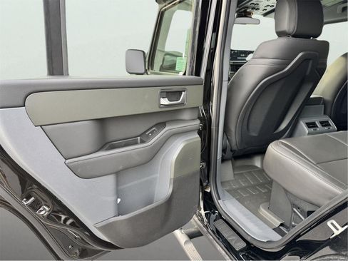 New 2025 INEOS Grenadier AWD/4WD image 20