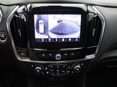 Used 2021 Chevrolet Traverse Premier AWD/4WD image 25