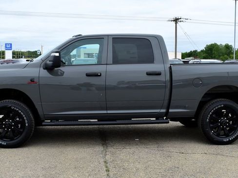 New 2026 RAM 2500 Tradesman AWD/4WD image 5