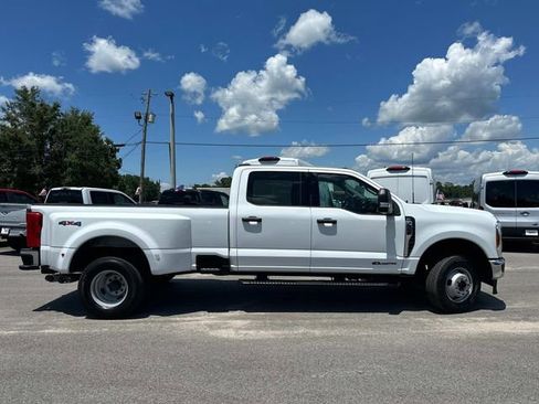 Certified 2024 Ford F350 XLT image 6