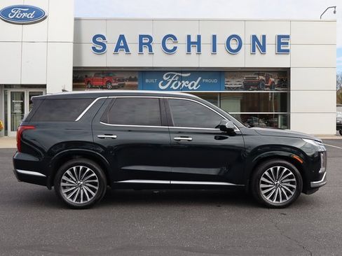 Used 2025 Hyundai Palisade Calligraphy image 2