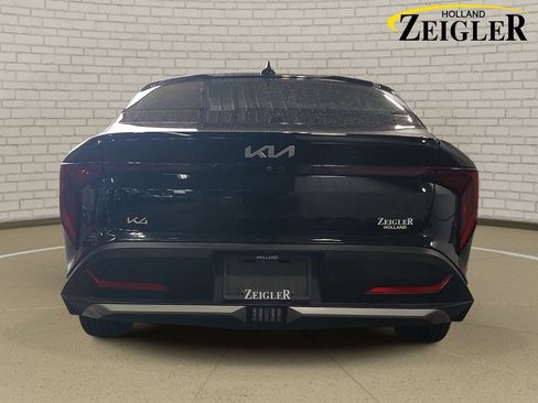 Certified 2025 Kia K4 FWD image 6