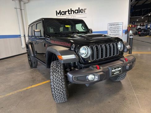 Used 2026 Jeep Wrangler Unlimited Rubicon AWD/4WD image 3