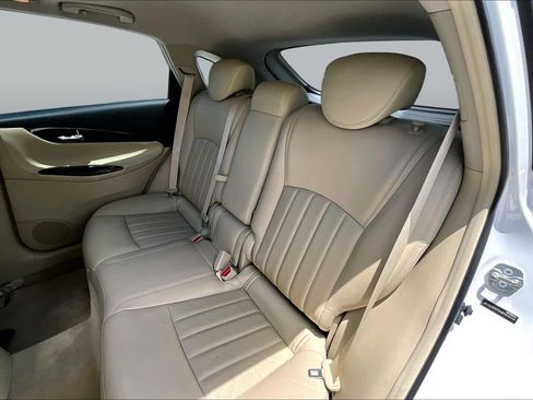 Used 2017 INFINITI QX50 2WD w/ Premium Plus Package image 18