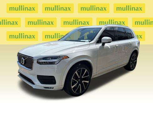 Used 2022 Volvo XC90 T6 Momentum w/ Advanced Package AWD/4WD image 5