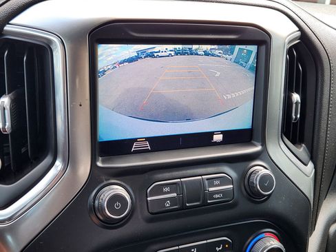 Used 2019 Chevrolet Silverado 1500 LT w/ Texas Edition image 17