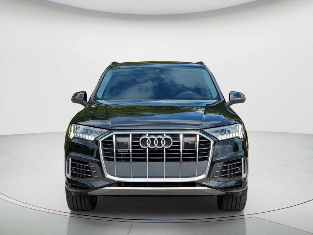 Used 2023 Audi Q7 3.0T Premium Plus AWD/4WD image 2