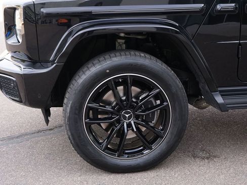 Used 2025 Mercedes-Benz G 550 image 3