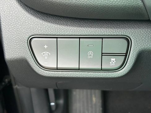 New 2026 Kia Seltos EX FWD image 19