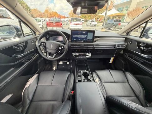 New 2026 Lincoln Corsair Reserve image 10